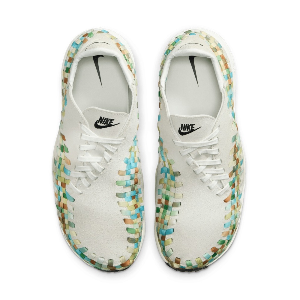 Nike Women's Multicolor Woven Sneakers